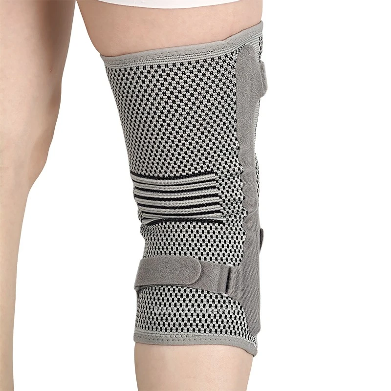 Breathable Compression Knee Sleeve With Adjustable Straps & Side Stabilizers factory